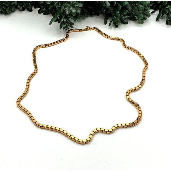 Vintage Gold-Tone Box Chain Necklace 22 Inches Long With Lobster Clasp - Picture 1 of 5
